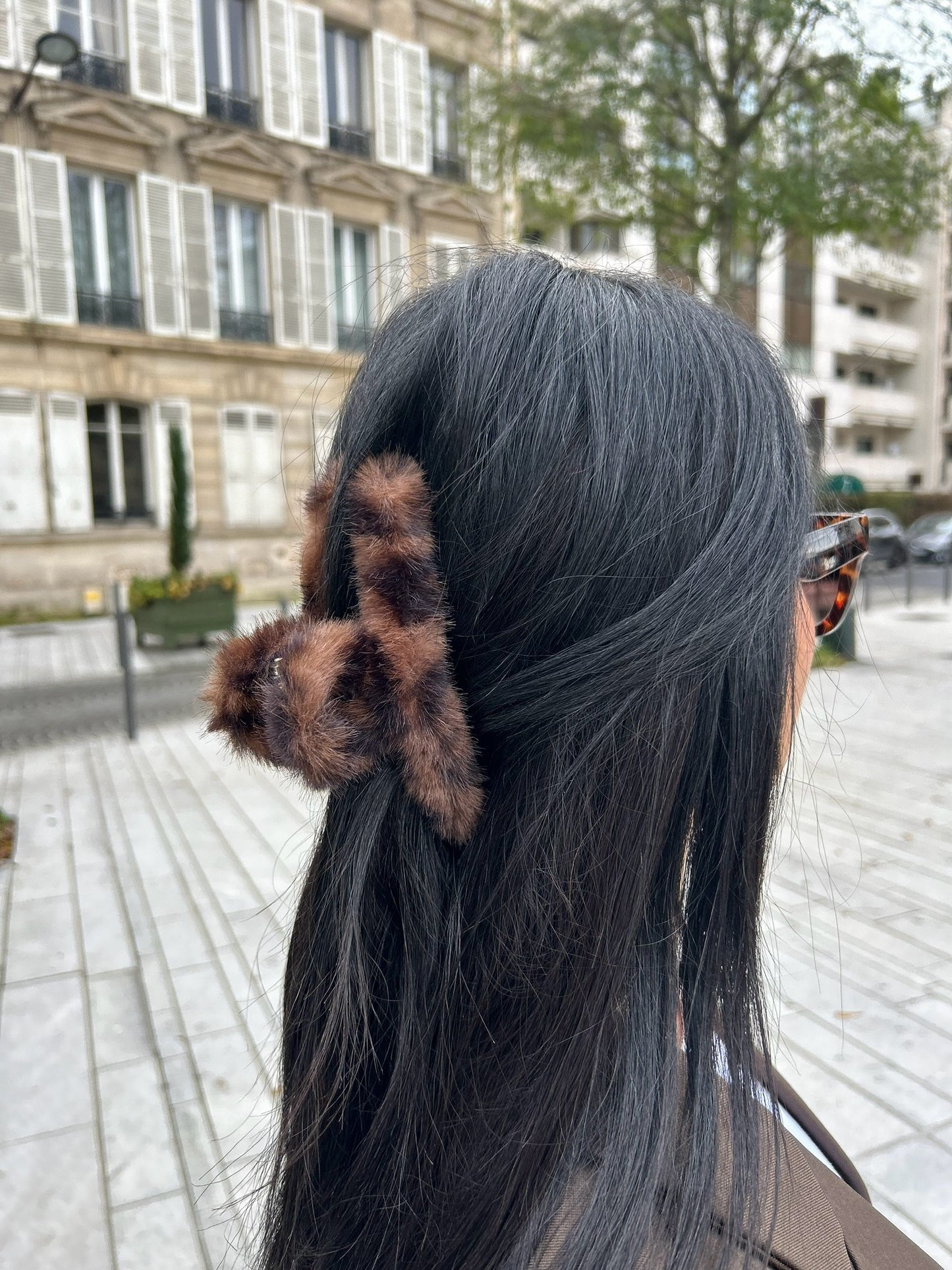 PINCE EN FAUSSE FOURRURE LÉOPARD