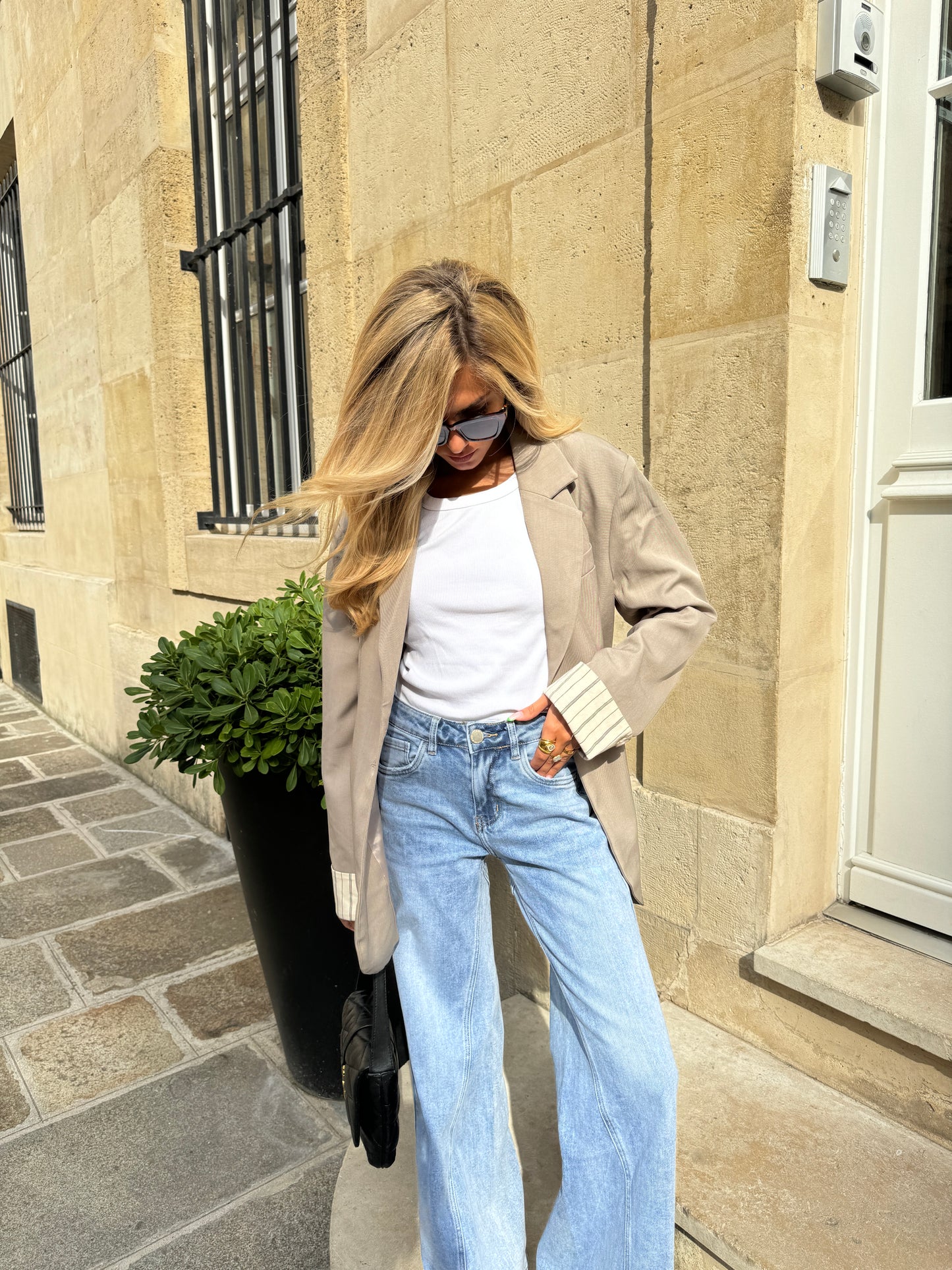 JEAN MELANY