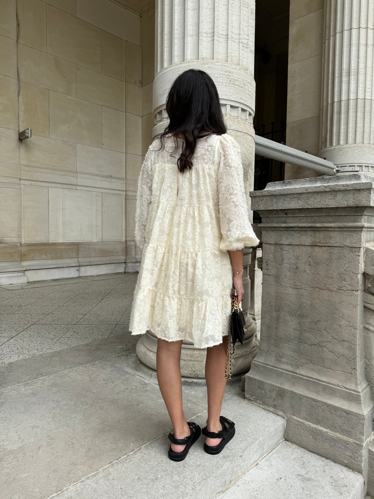 ROBE PLUME BEIGE