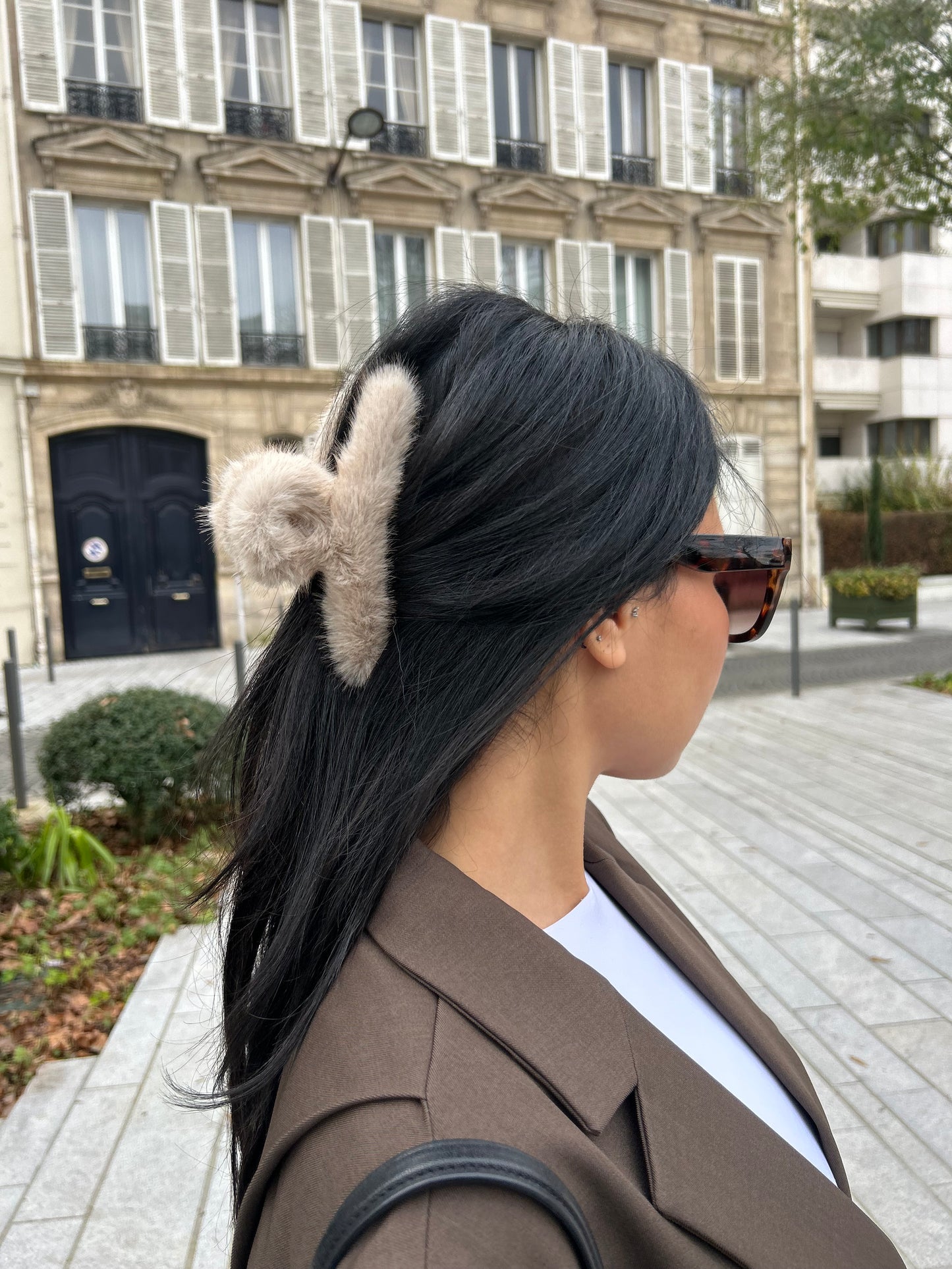PINCE EN FAUSSE FOURRURE BEIGE